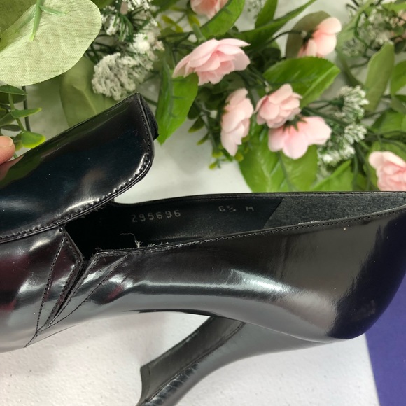 Stuart Weitzman high heel black size 6.5M (Box A5) - Picture 7 of 8